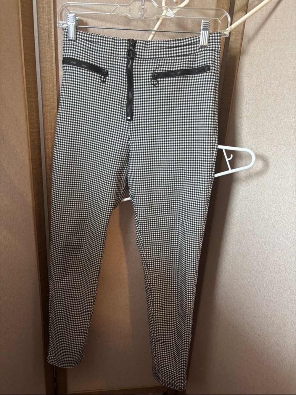 Urban Outfitters Black & White Houndstooth Slim Pants 6